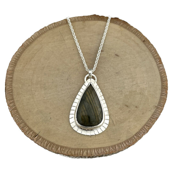 Labradorite Necklace Vikse Designs 
